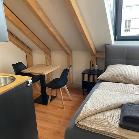 Modernes Und Helles Vs